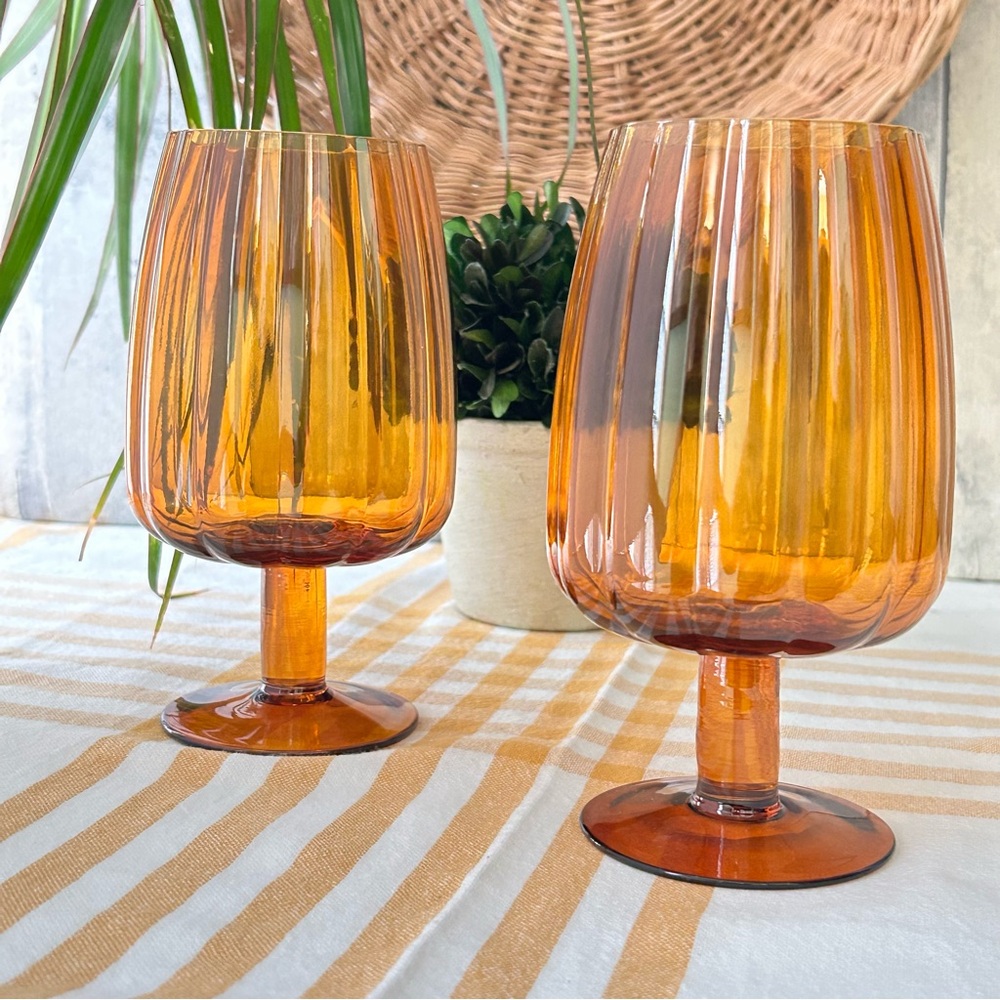 🌴Chic Threshold Amber Glass Water Goblets/Tumblers/Wine - Set of Two 16.2 fl oz